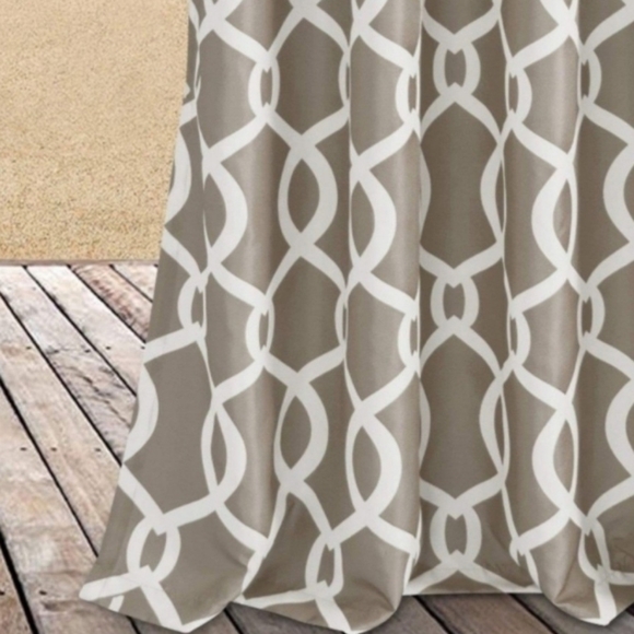 Bundle Of 2 Outdoor Indoor Waterproof Grommet Curtains 52X102 NWT - Picture 10 of 10